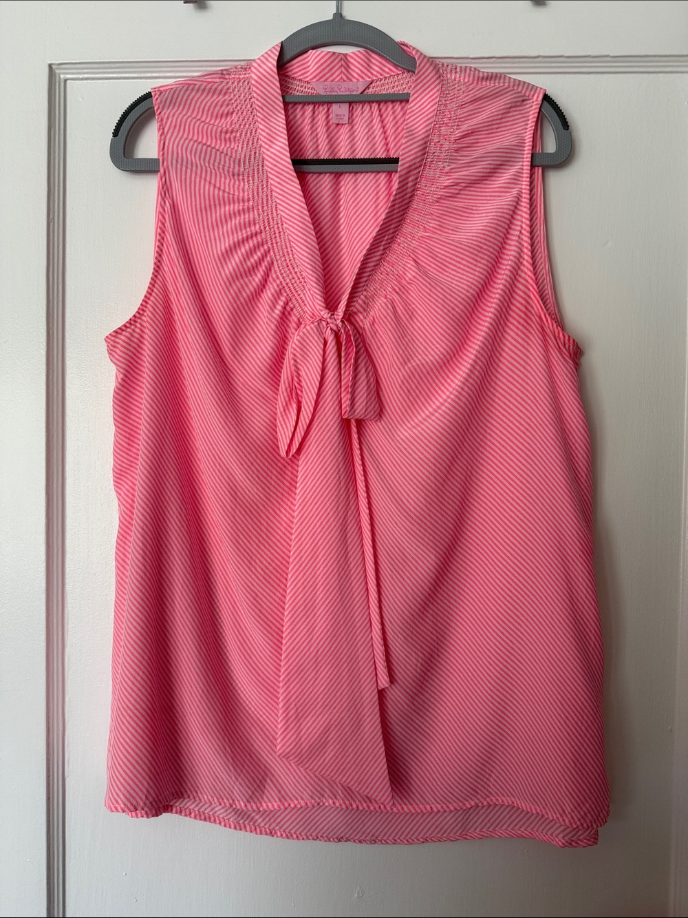 Lilly Pulitzer Pink & White Tie-Neck Sleeveless Blouse